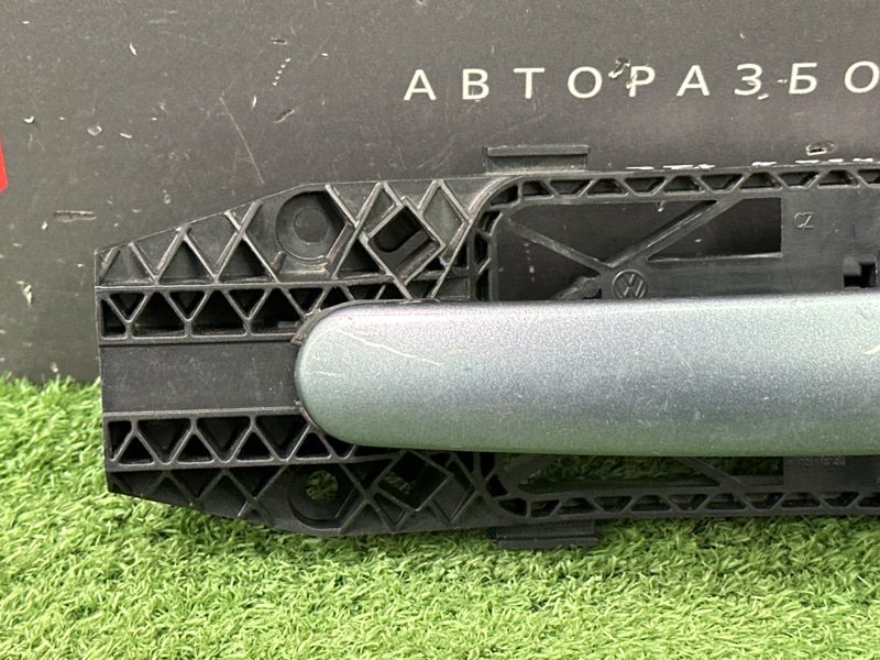 Ручка двери наружная в сборе Skoda Fabia 2