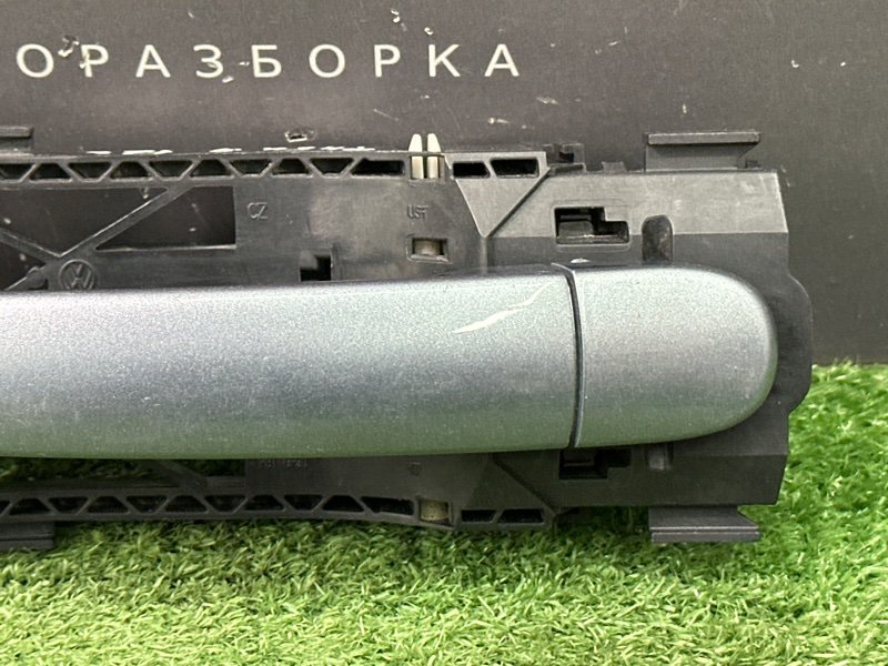 Ручка двери наружная в сборе Skoda Fabia 2