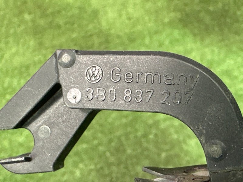 Ручка двери наружная Skoda Octavia A5