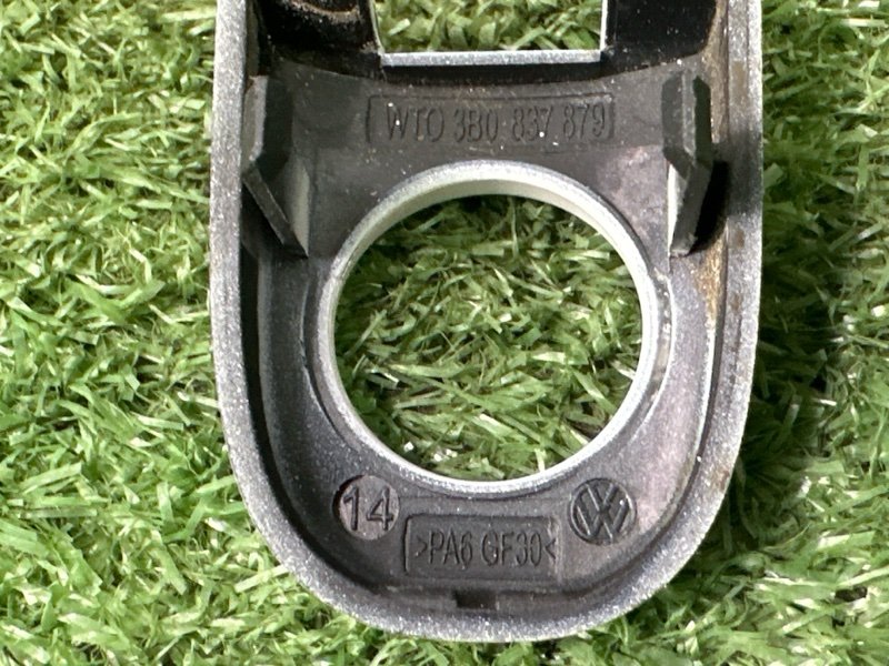 Ручка двери наружная Skoda Octavia A5