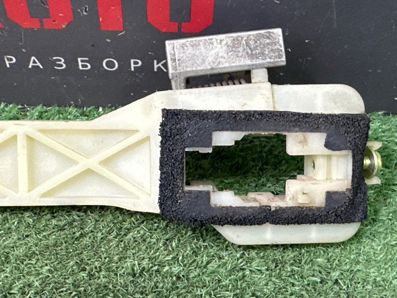 Кронштейн ручки двери Chevrolet Aveo