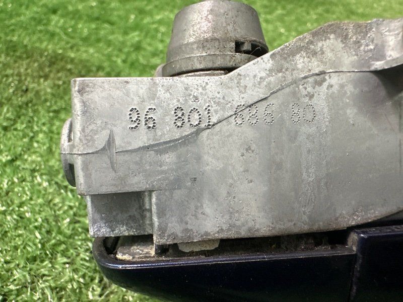 Ручка двери наружная в сборе Peugeot 207