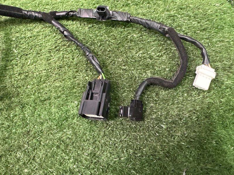 Проводка крышки багажника Kia Rio 3