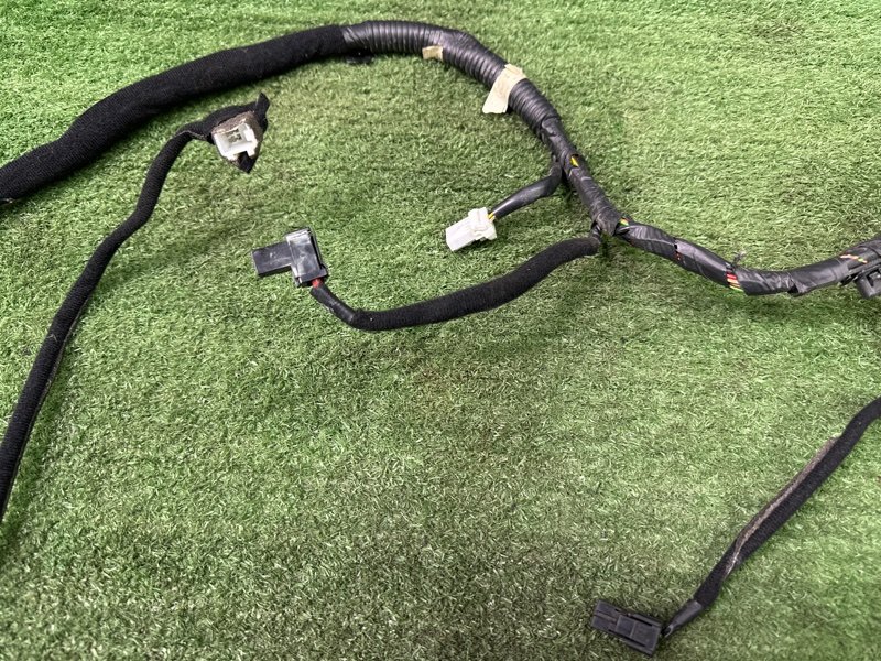 Проводка крышки багажника Kia Rio 3