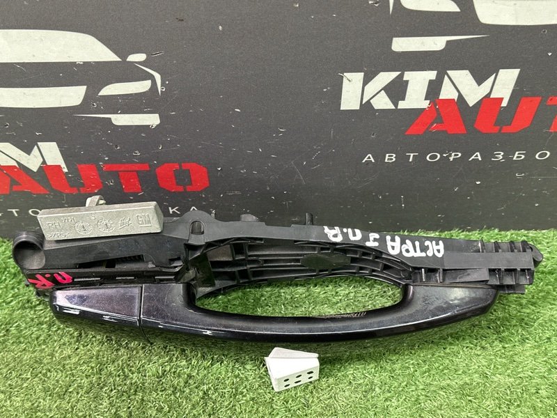 Ручка двери наружная в сборе Opel Astra J