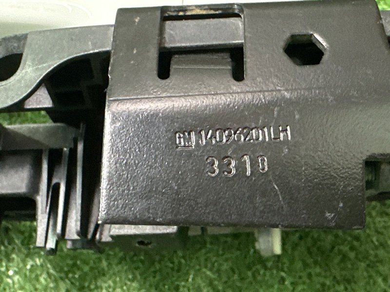 Ручка двери наружная в сборе Opel Astra J