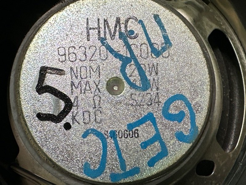 Динамик штатный Hyundai Getz