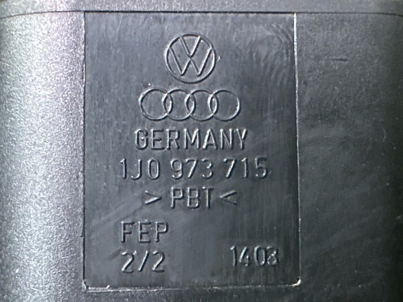 Ручка двери наружная в сборе Skoda Octavia A5