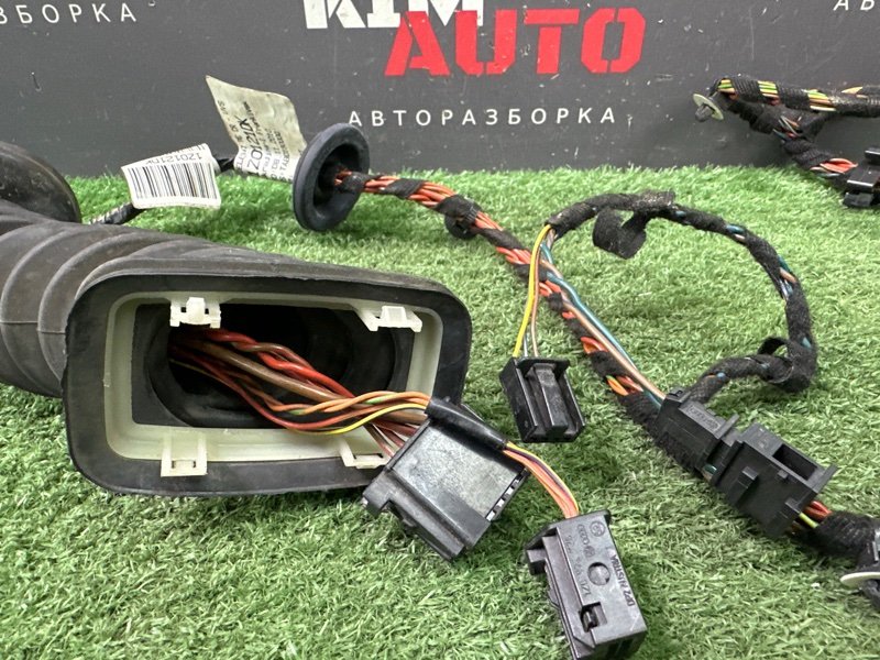 Ручка двери наружная в сборе Skoda Octavia A5