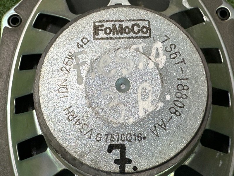 Динамик штатный Ford Fiesta