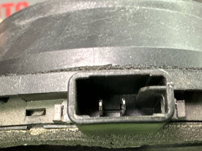 Динамик штатный Mitsubishi Lancer 9