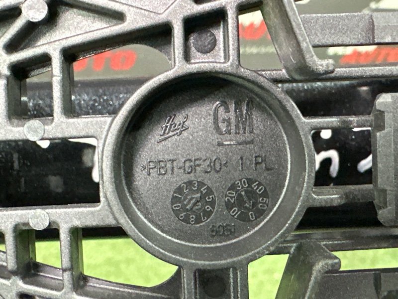 Ручка двери наружная в сборе Opel Astra J