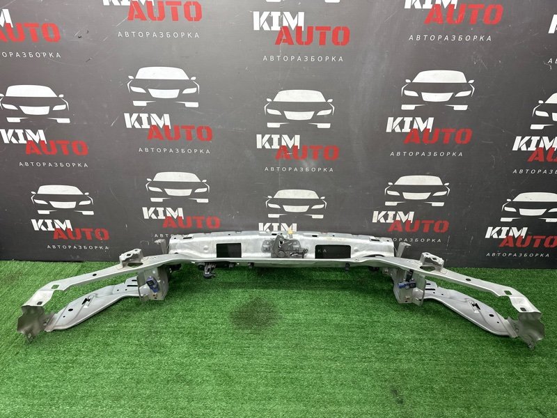 Панель передняя(телевизор) Volvo S40