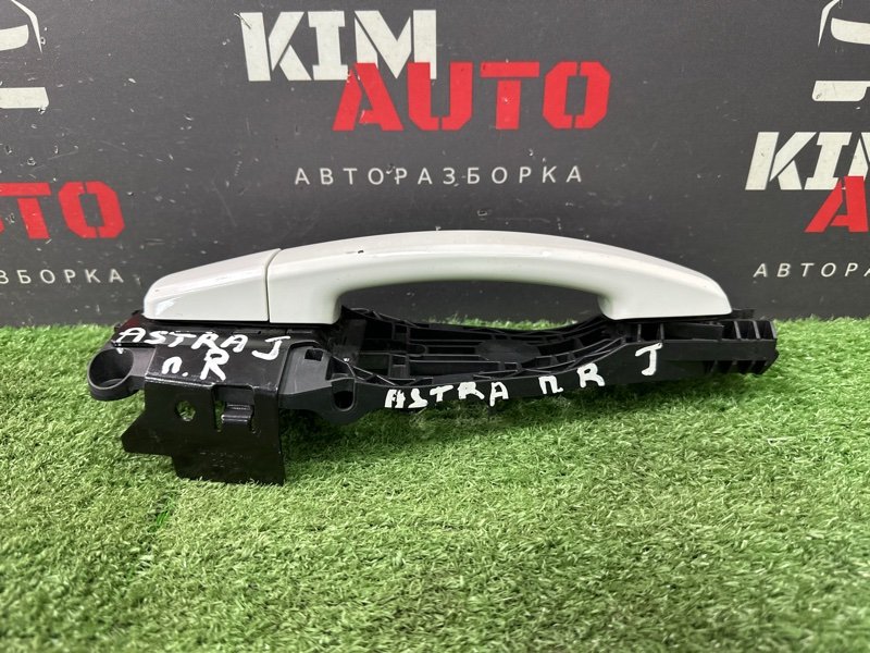 Ручка двери наружная в сборе Opel Astra J