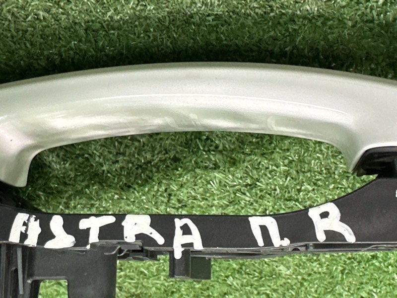 Ручка двери наружная в сборе Opel Astra J