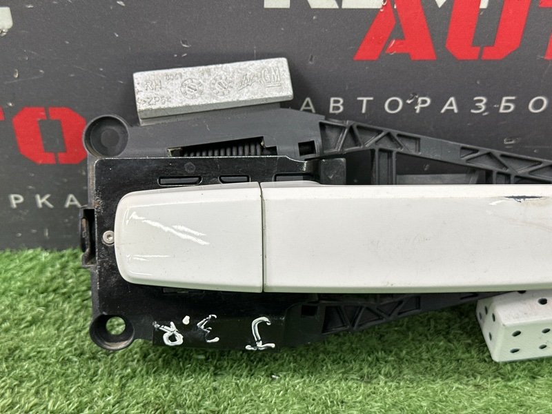 Ручка двери наружная в сборе Opel Astra J