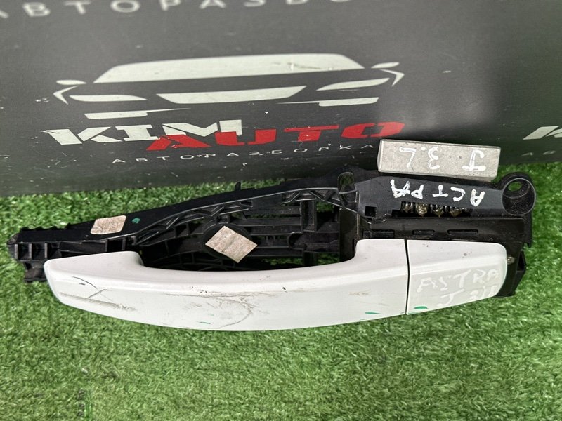 Ручка двери наружная в сборе Opel Astra J