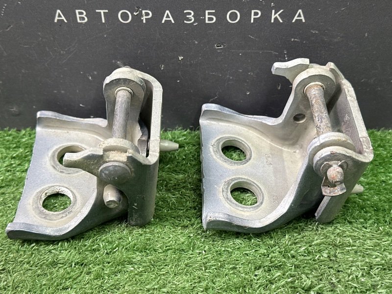 Петли двери Citroen C 4