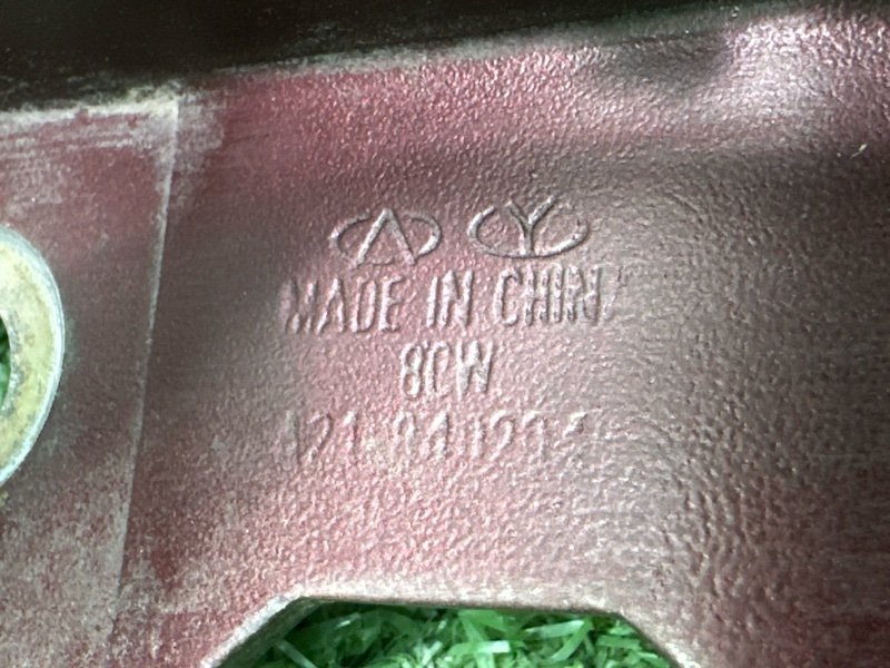 Петли капота Vortex Estina