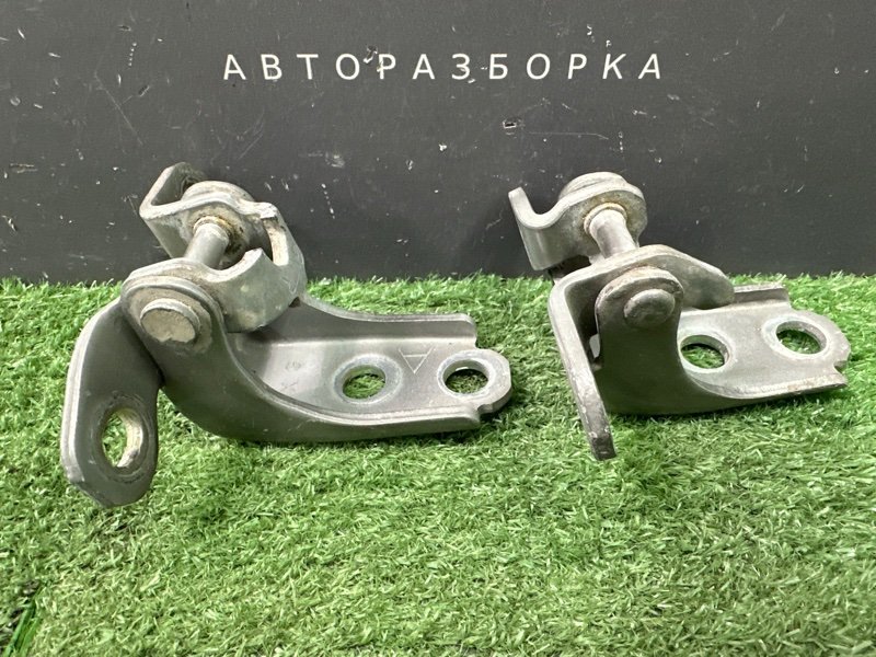 Петли двери Honda Civic 4D