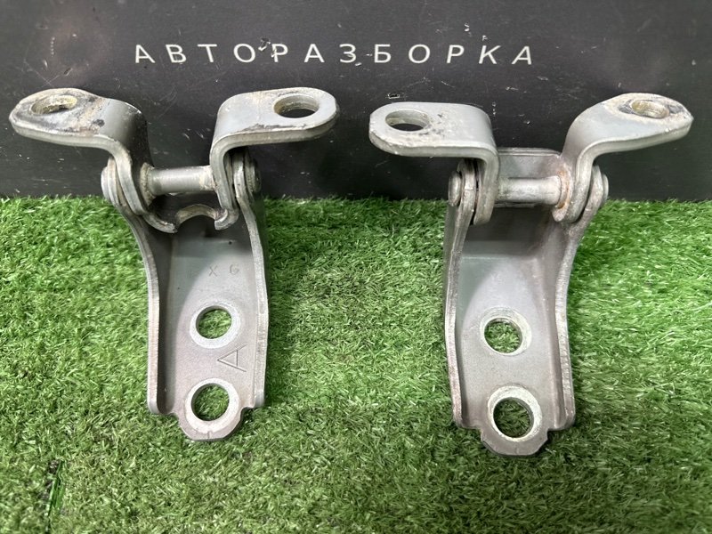 Петли двери Honda Civic 4D