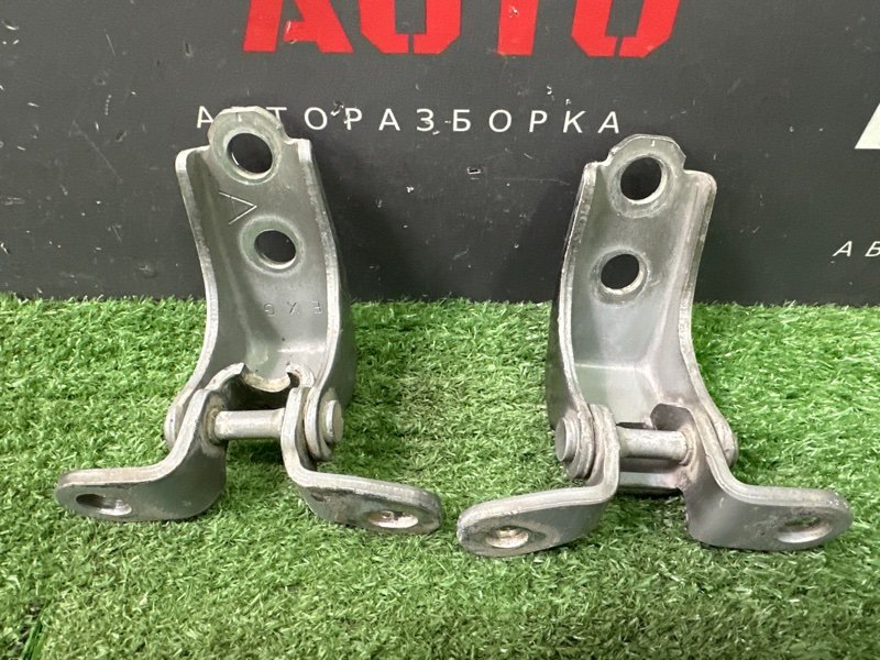 Петли двери Honda Civic 4D