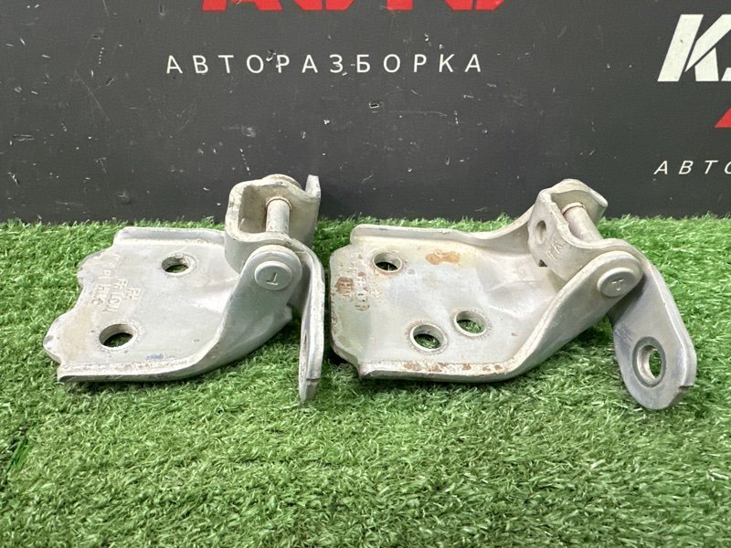 Петли двери Hyundai Accent