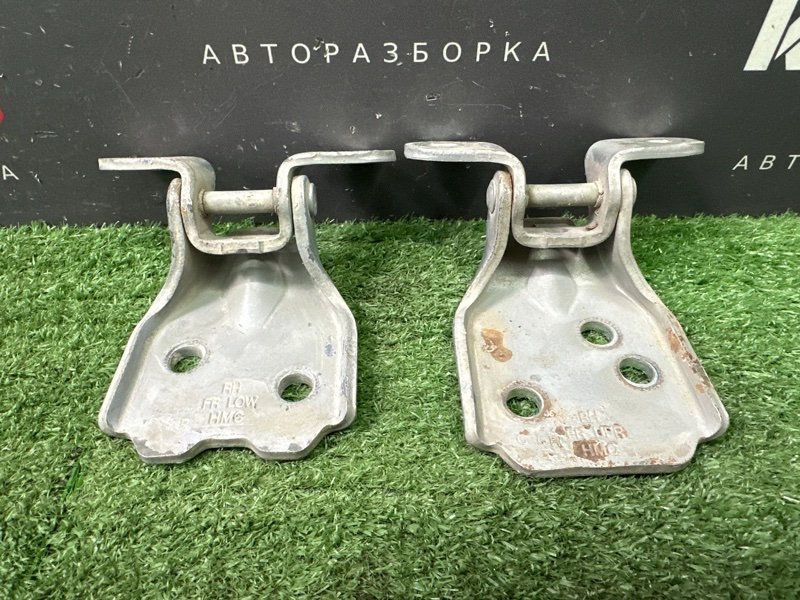 Петли двери Hyundai Accent