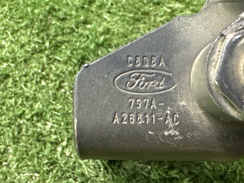 Петли двери Ford Mondeo 4