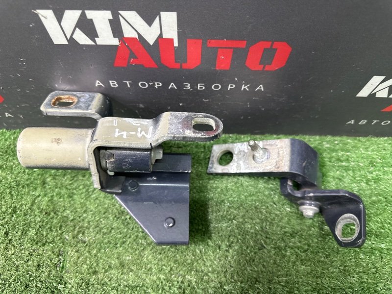 Петли двери Ford Mondeo 4