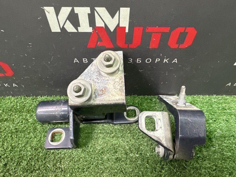 Петли двери Ford Mondeo 4