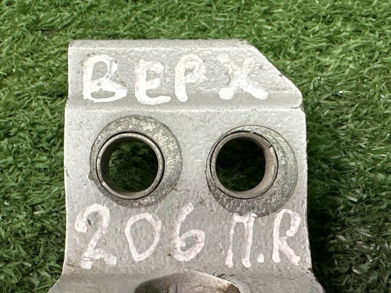 Петли двери Peugeot 206