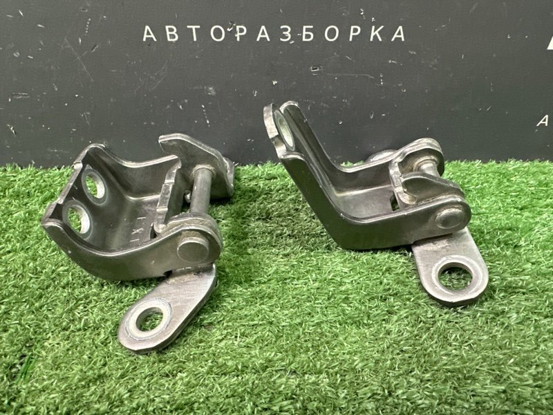 Петли двери Honda Civic 4D