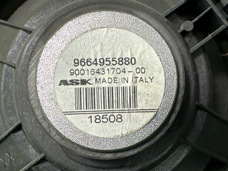 Динамик штатный Peugeot 207