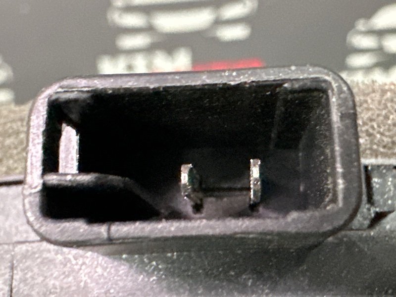 Динамик штатный Mitsubishi Lancer 9