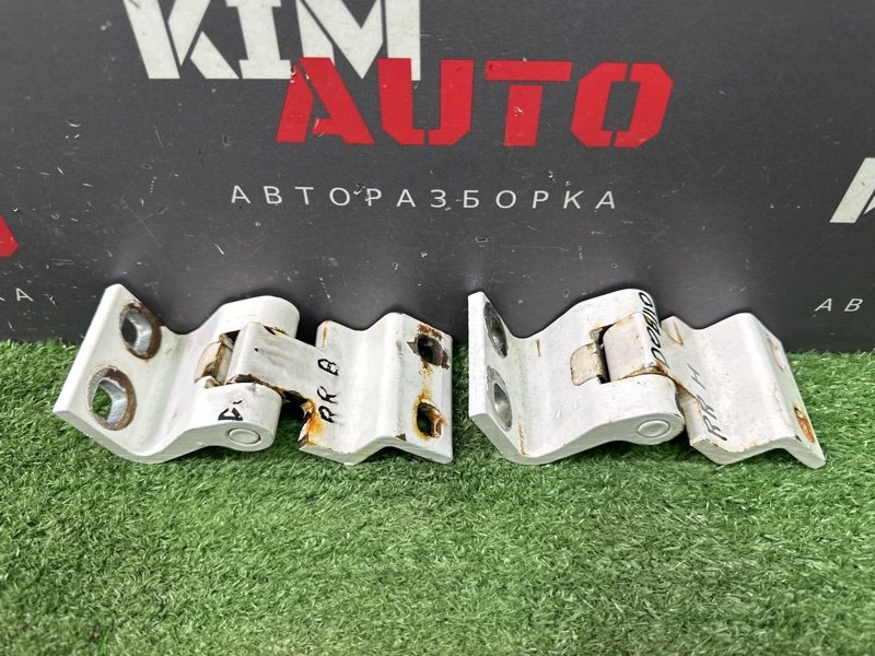 Петли двери багажника Fiat Doblo