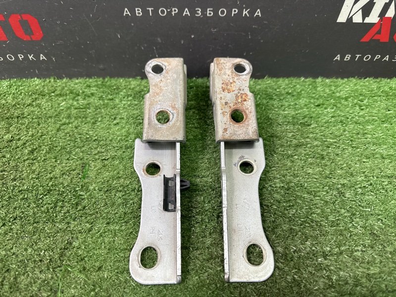 Петли капота Hyundai Accent