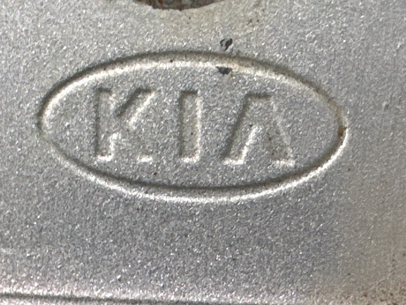 Петли капота Kia Cerato 1