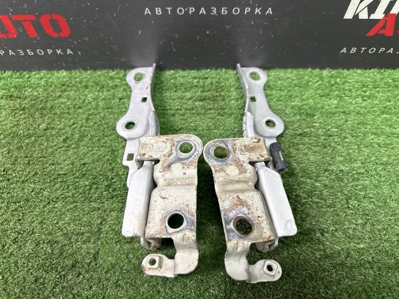 Петли капота Kia Cerato 1