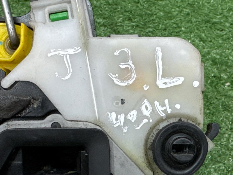 Замок двери Opel Astra J