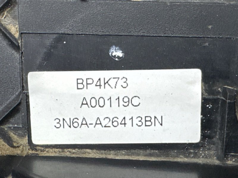 Замок двери Mazda 3