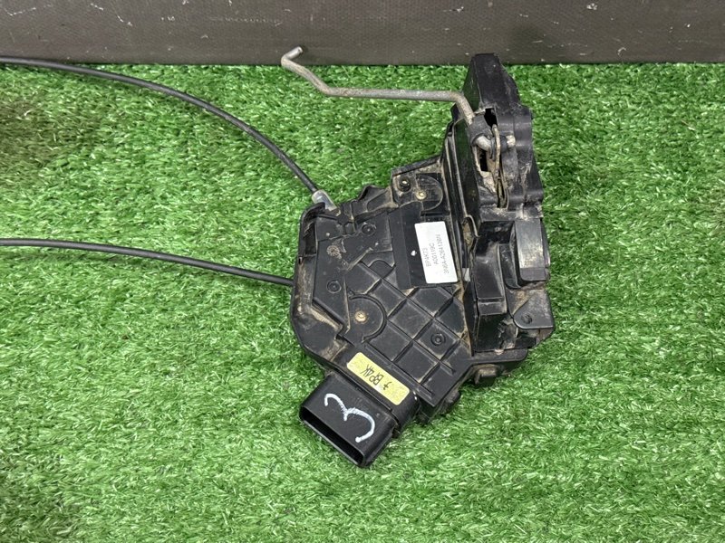 Замок двери Mazda 3