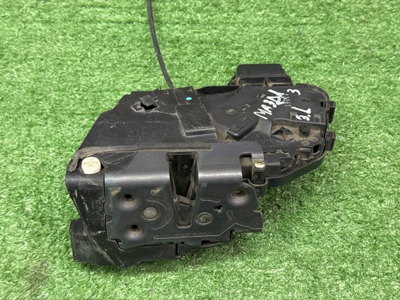 Замок двери Mazda 3