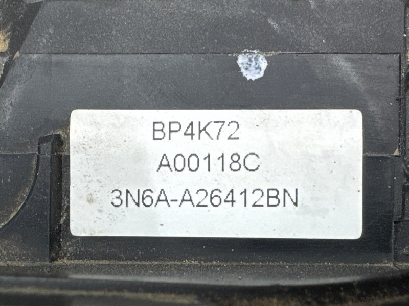 Замок двери Mazda 3