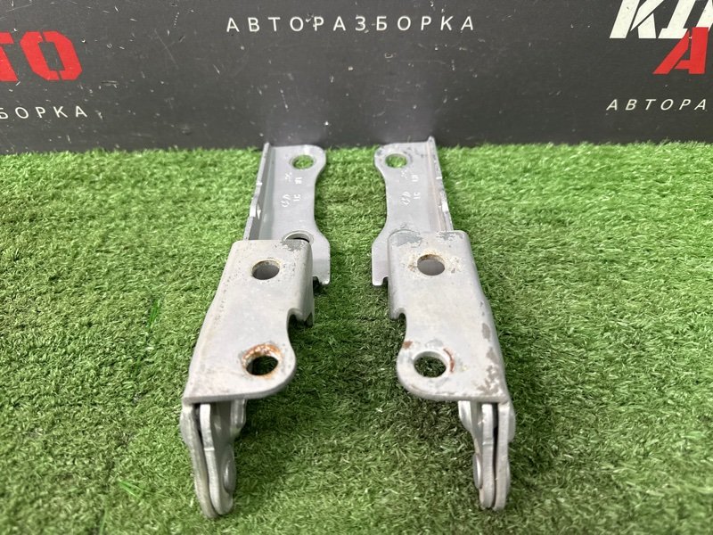 Петли капота Hyundai Accent