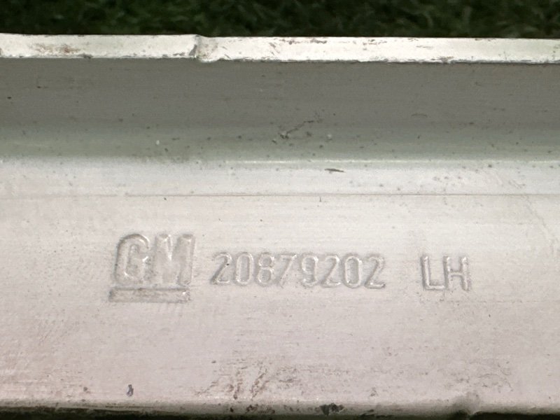 Петли капота Opel Astra J