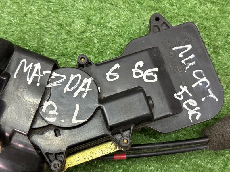 Замок двери Mazda 6