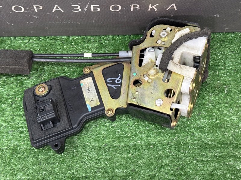 Замок двери Mazda 6