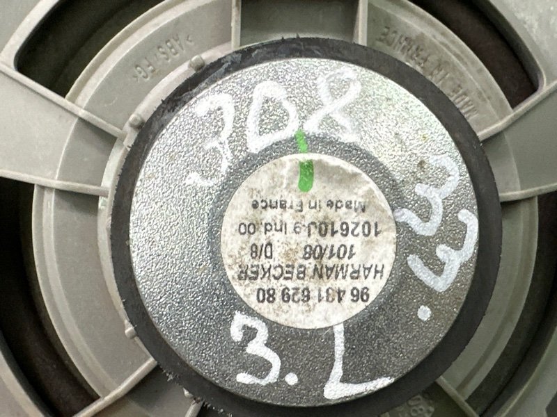 Динамик штатный Peugeot 308