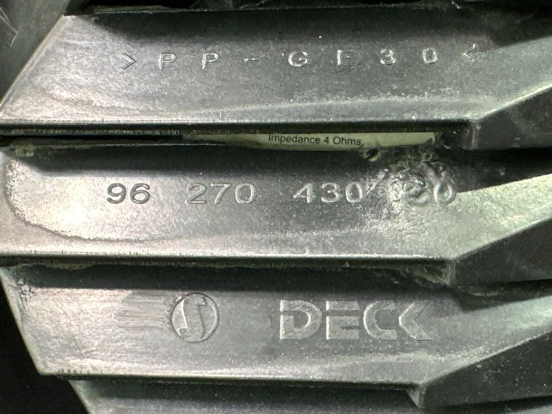 Динамик штатный Peugeot 206